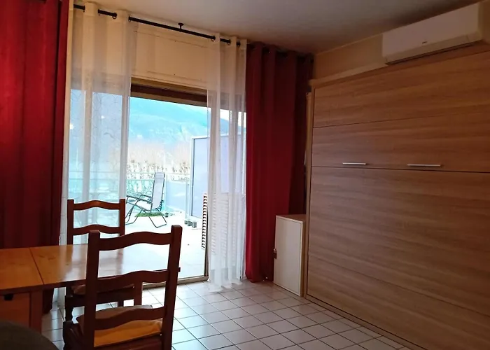 Les Belles Rives D - Pour 2 Personnes Mae-5883